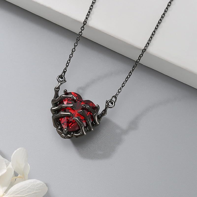 Claw Pendant Necklace